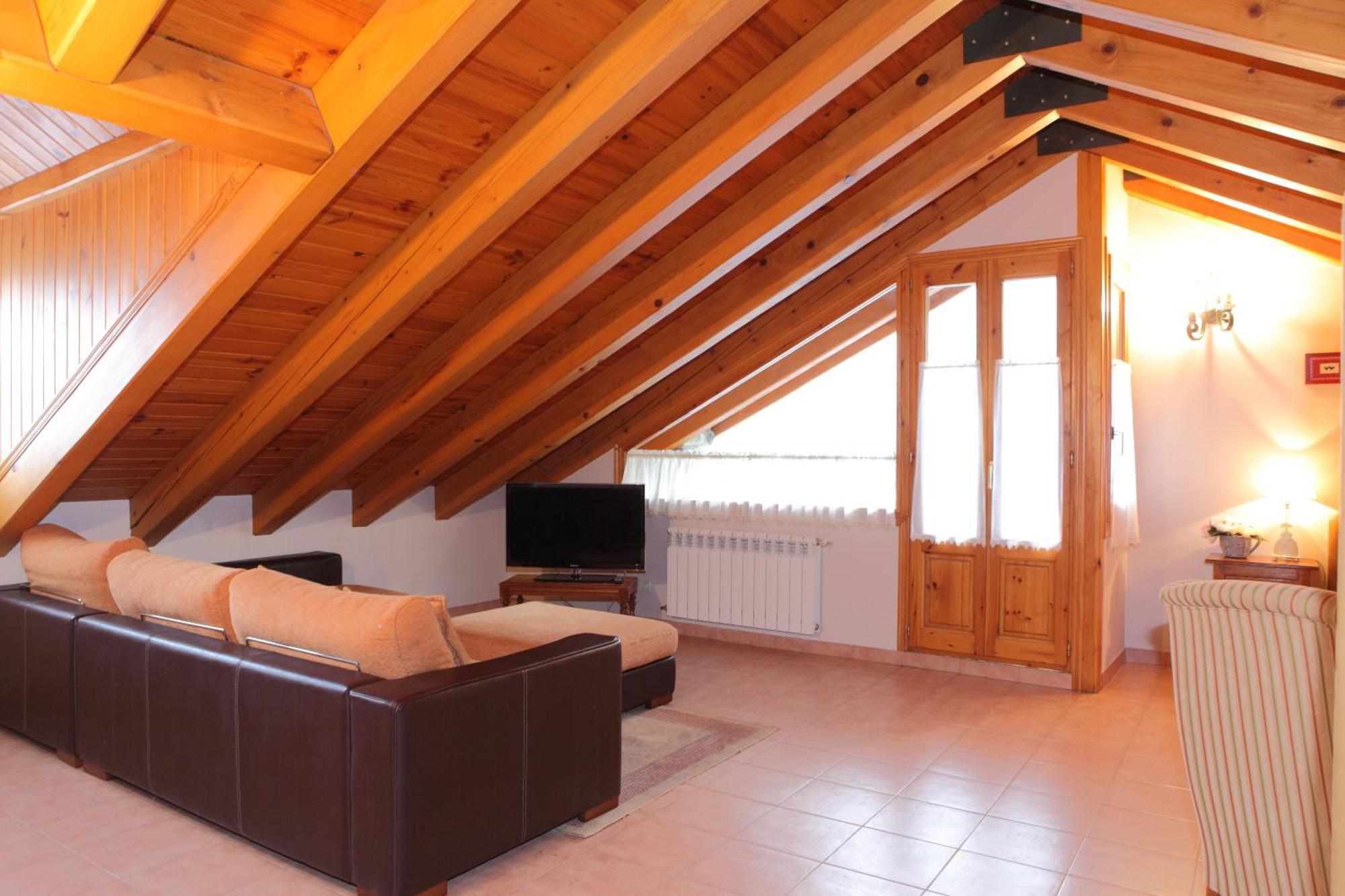 Apartamentos Albá Casa Alquesera Sahun Esterno foto